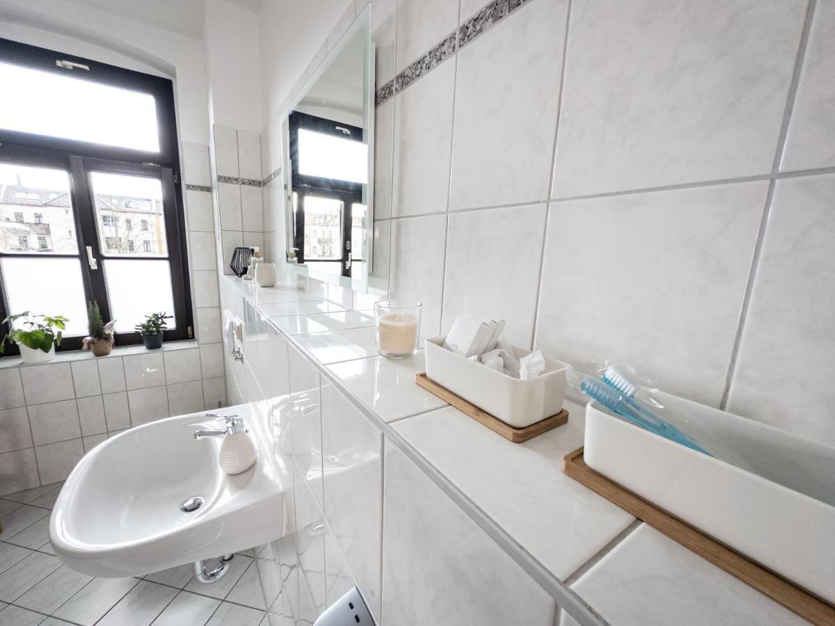 Apartament Moderne 3zimmer Mit Netflix Und Balkon *