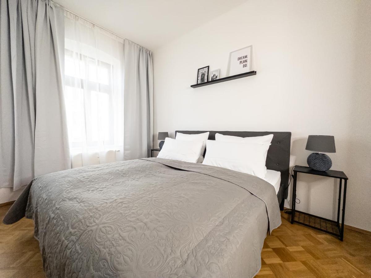 Moderne 3zimmer Mit Netflix Und Balkon Lipsk