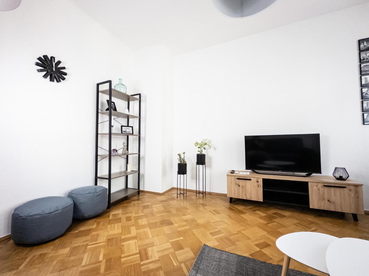Moderne 3zimmer Mit Netflix Und Balkon Lipsk