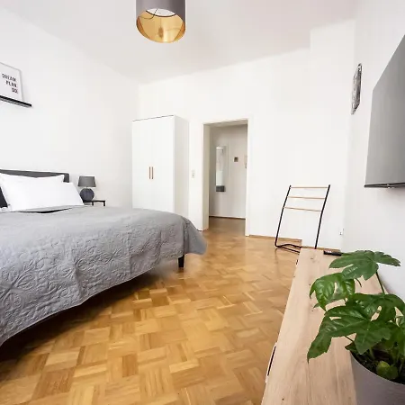 Moderne 3Zimmer Wohnung Mit Netflix Und Balkon Leipzig Exterior foto
